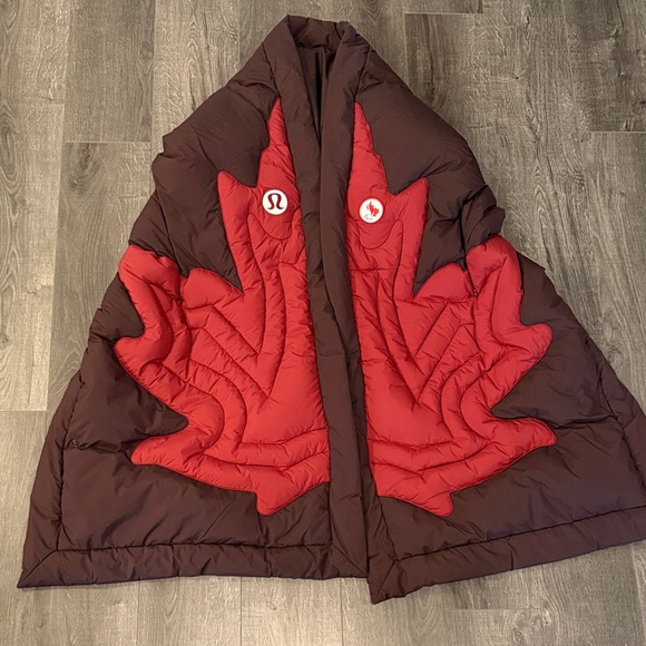 lululemon athletica Jackets & Blazers - Lululemon Team Canada Quilted Wrap Vest